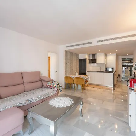 Enjoy Puerto Banus Next To